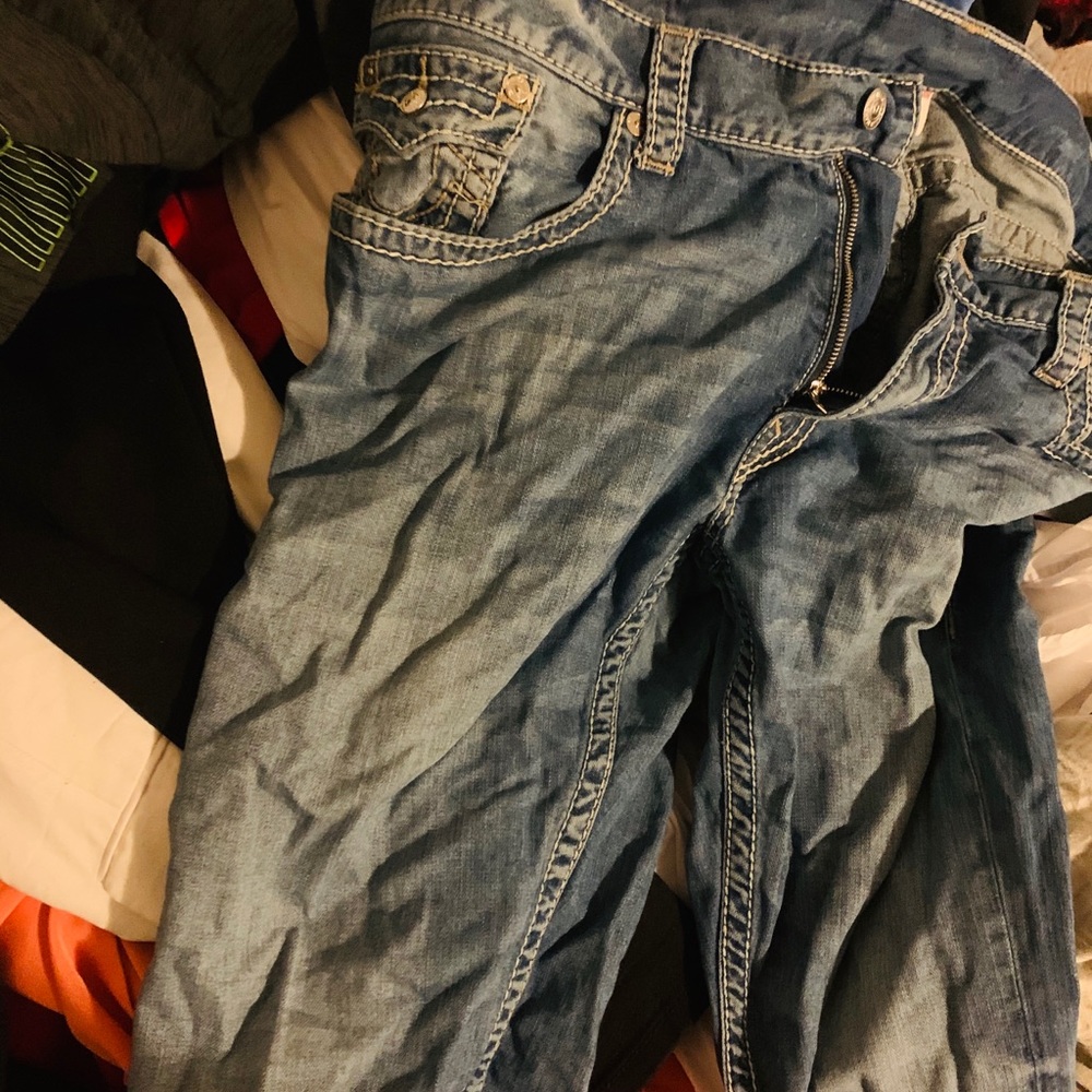 TRUE RELIGION JEANS